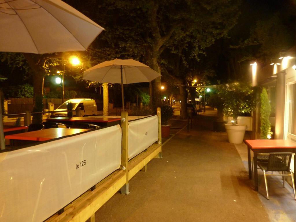 Hotel Le 126 2*
